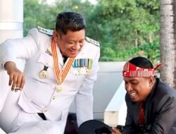 Basri Rase, Sosok “Sang Komandan” Walikota Yang Santuy Dan Gemar Bercanda.
