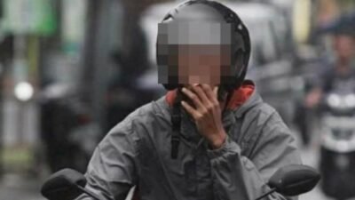 Warga Merokok Sambil Berkendara Bisa Kena Sanksi, Ini Penjelasan Polisi