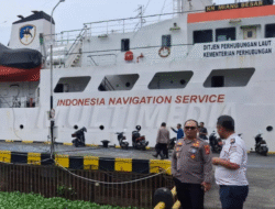 Kapolsek Kawasan Pelabuhan Samarinda Perkuat Sinergi dengan Distrik Navigasi